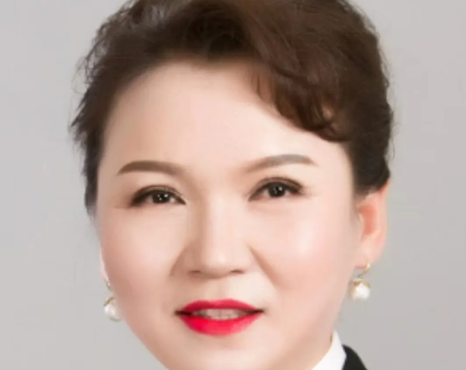 《舞动梦想，绽放光芒——刘雪梅的舞蹈人生》